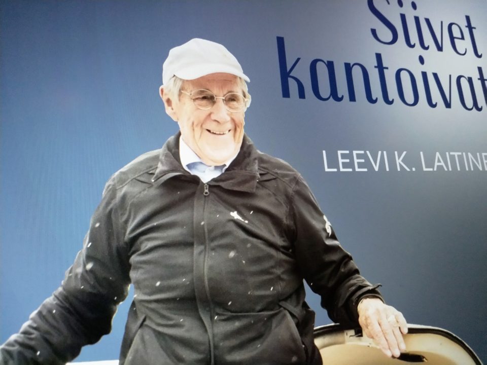Leevi K. Laitinen, Siivet kantoivat