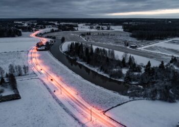 Taikayöntie, loppiaistulet